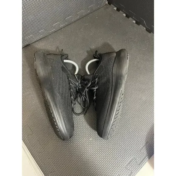 Snibbs Orbit‎ Unisex Nonslip Work Shoes Nightfall Black Sneaker Womens Size 9